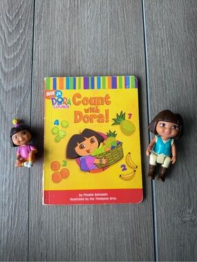 Dora The Explorer Figure Lot with Count With Dora Board Book Nick Jr